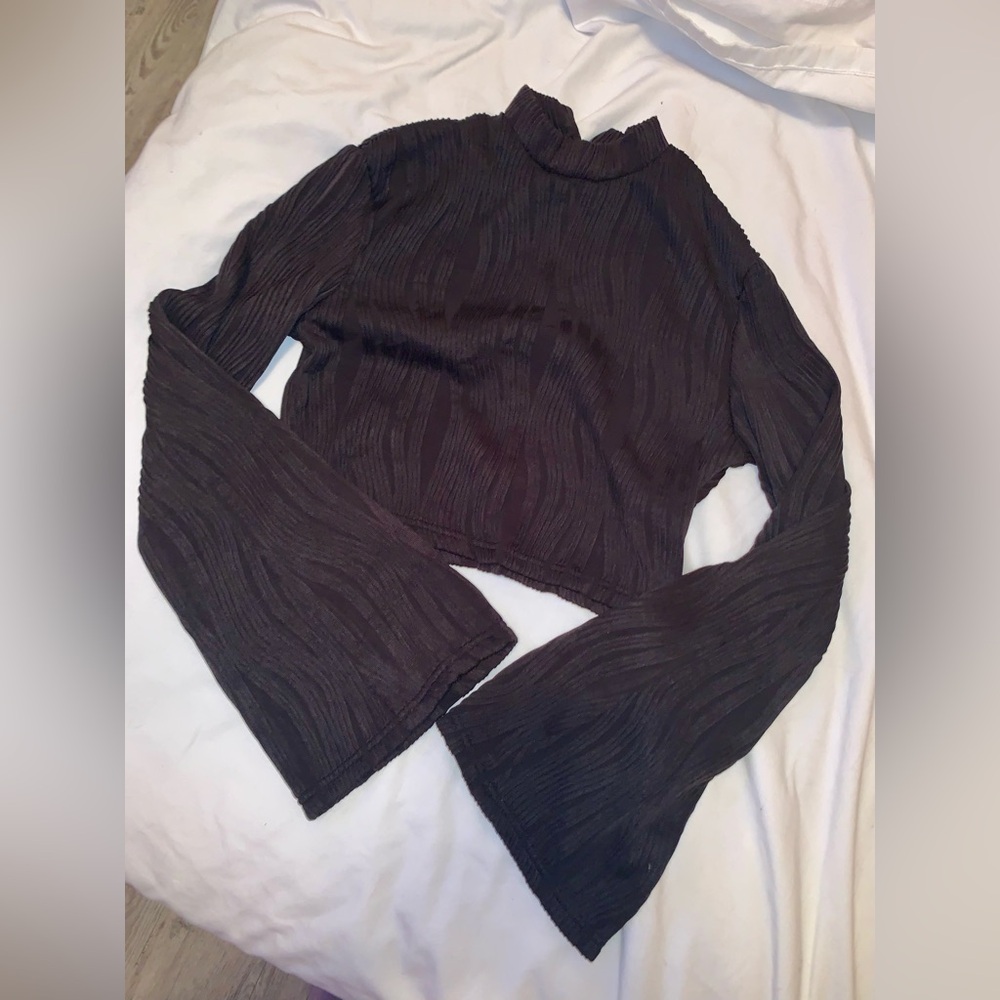 Shein bell sleeves crop top